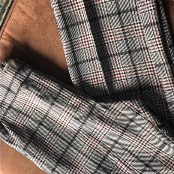 H&M - Picture 2 of 5